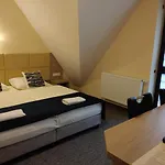 Na Bystrym Quarto em Acomodações Particulares *