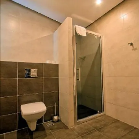 Na Bystrym Quarto em Acomodações Particulares *