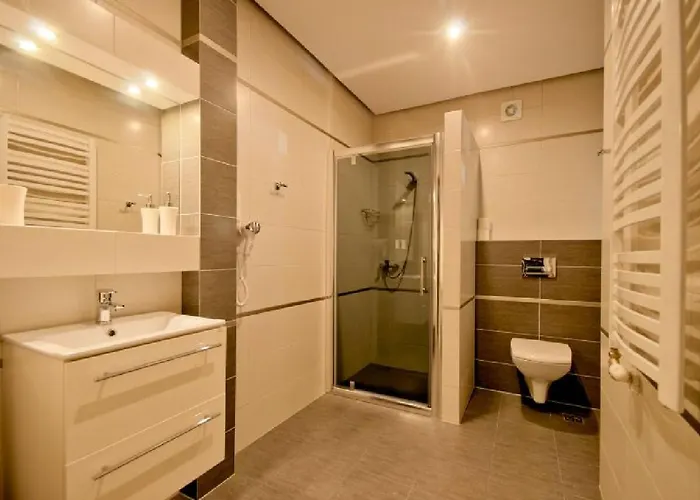 Δωμάτια σε οικογενειακή κατοικία Na Bystrym